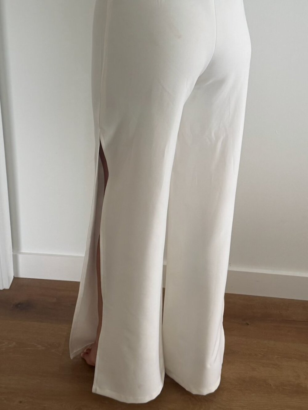 Flared Open Pants - Picture 2 of 4